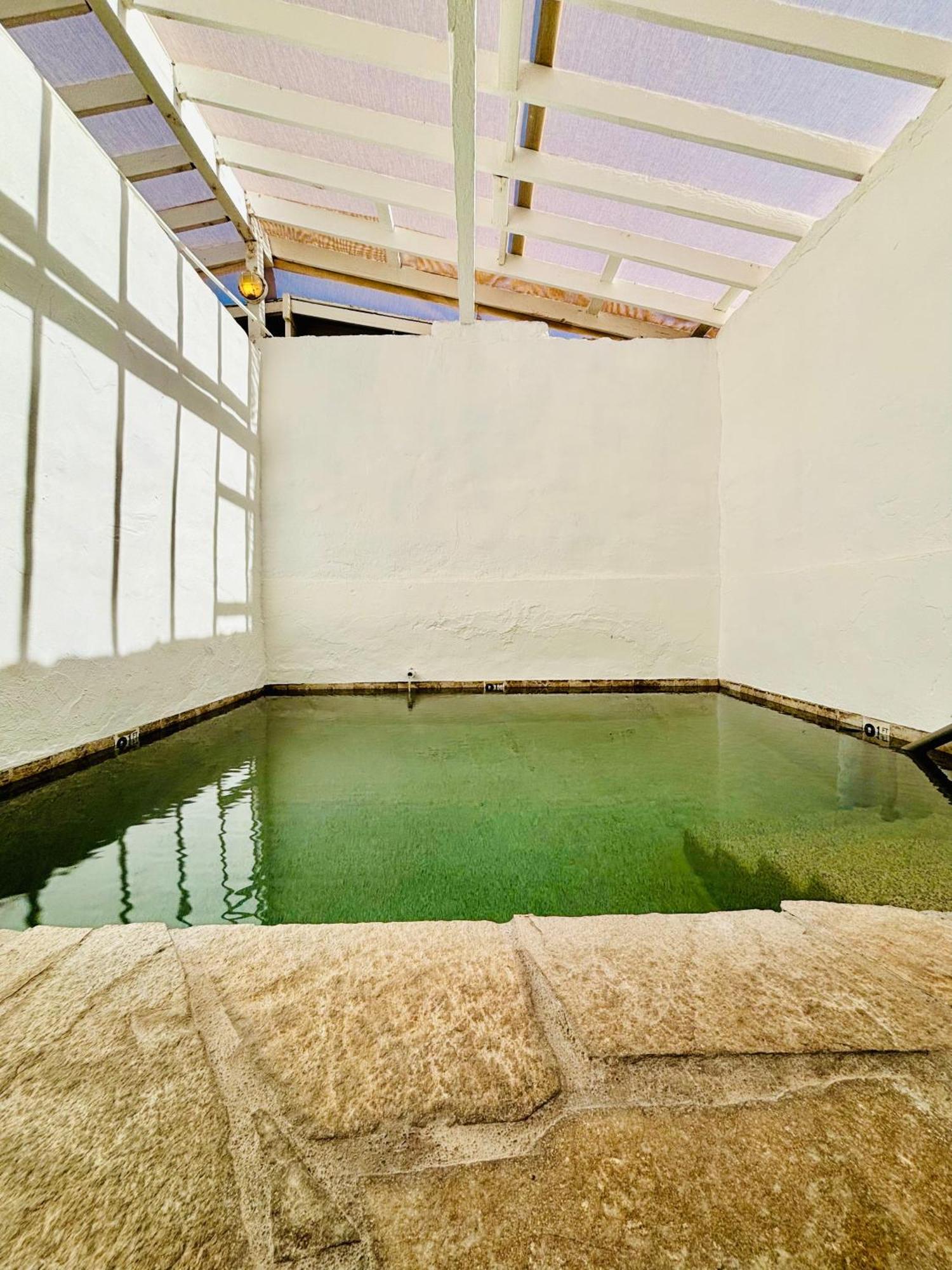 Death Valley Hot Springs Tecopa Екстер'єр фото